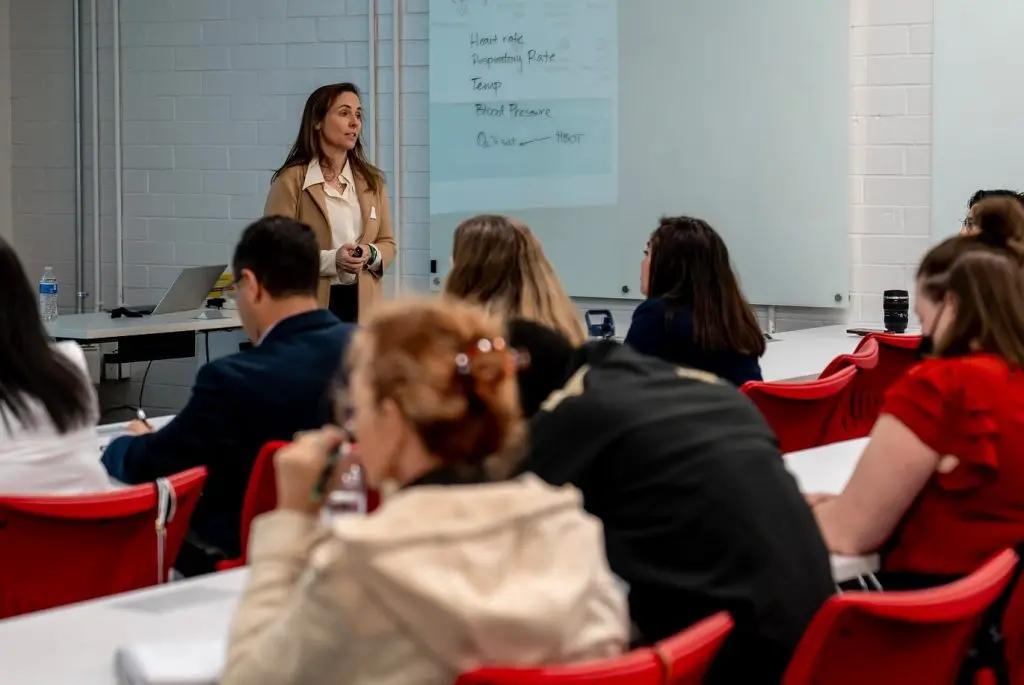 Apa Itu Senat Mahasiswa? Struktur, Tanggung Jawab, dan Cara Bergabung