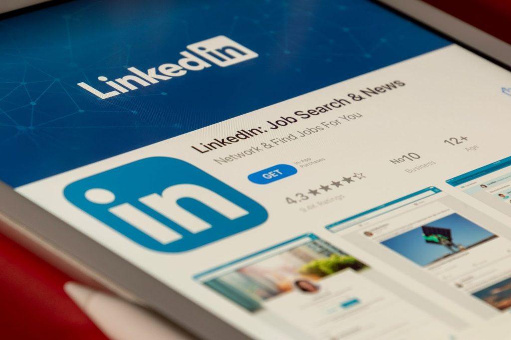 7 Fitur LinkedIn Terbaru 2026 untuk Optimalkan Personal dan Brand Profile