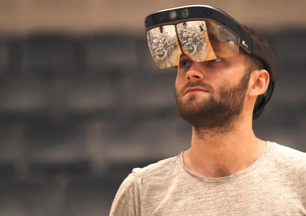 Apa Itu Augmented Reality? Pengertian, Cara Kerja, dan Contohnya