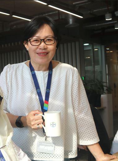 FRANCISCA LENASARI