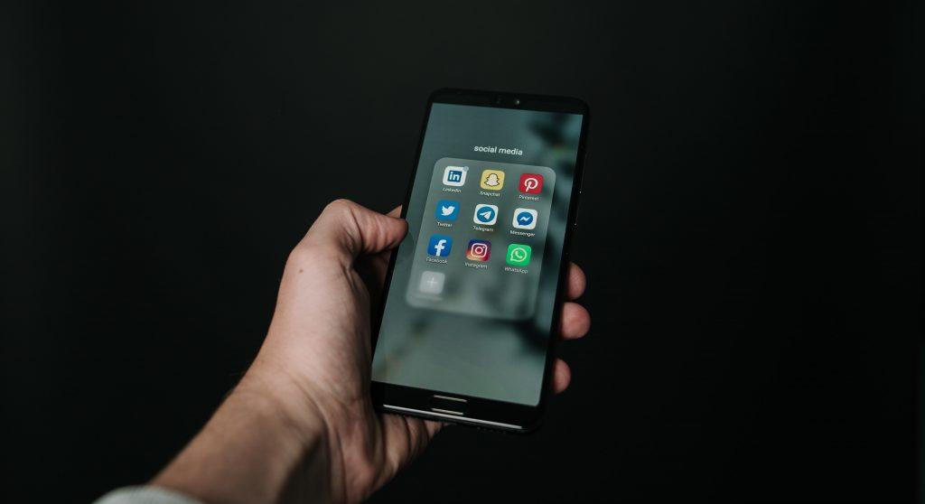 Cara Buat Portofolio Social Media Specialist