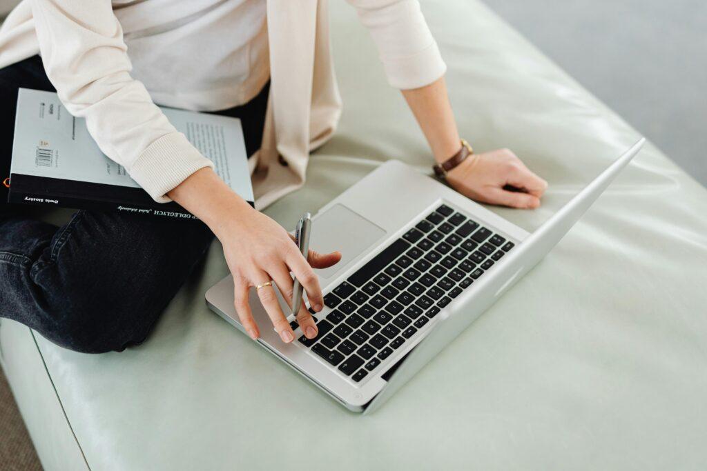 Mengenal Program Corporate Sales Training Online