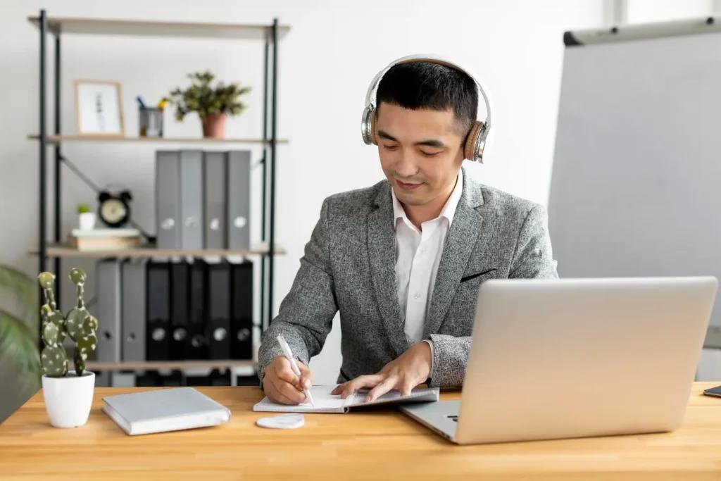 10 Tips Mengelola Klien Sebagai Virtual Assistant Profesional