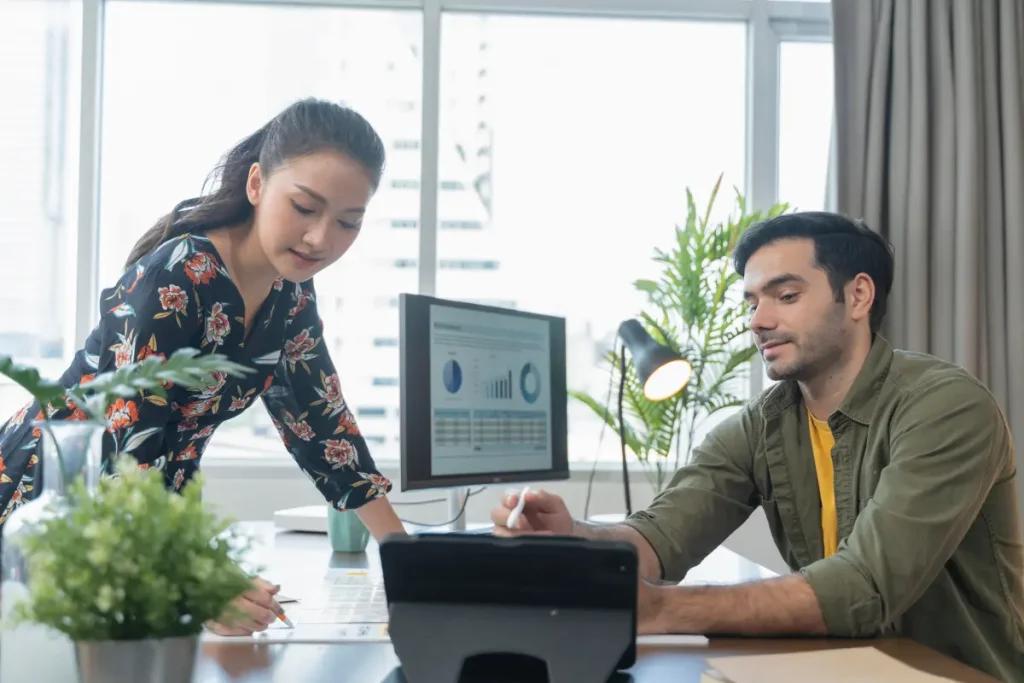 Perbedaan Digital Marketing dan Tradisional Marketing: Mana yang Lebih Efektif?