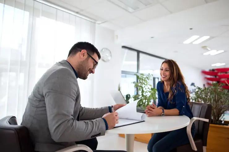 8 Cara Membalas Panggilan Interview Kerja Lewat Email dan WhatsApp