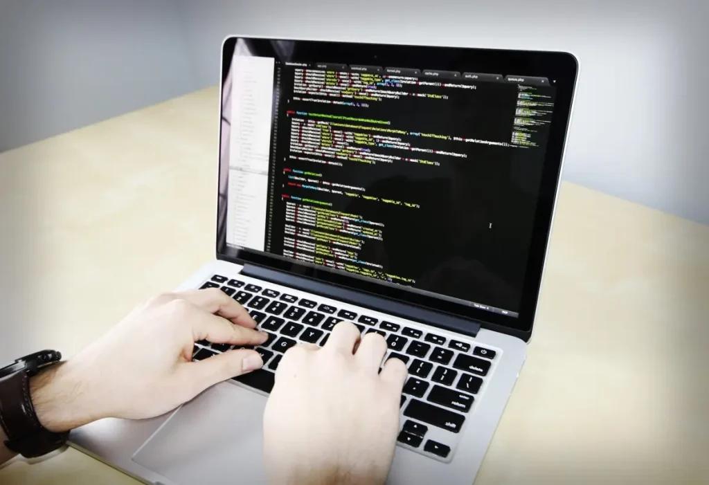 Apakah Pemula Tanpa Basic Coding Bisa Belajar AI Engineering? Ini Jawabannya